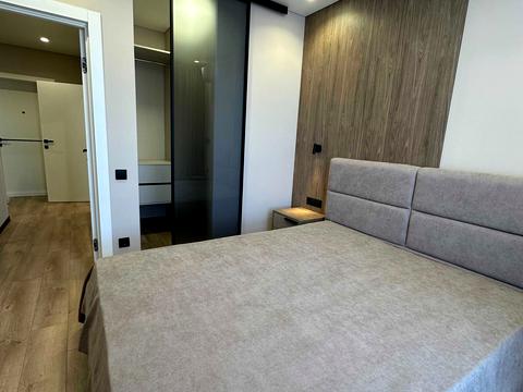 квартира за адресою Набережно-Рибальська вул., 27