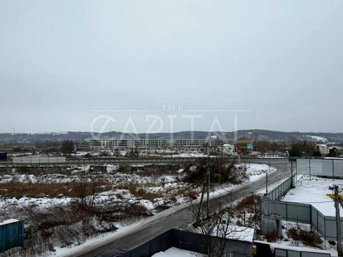 комерційна за адресою Озерна вул., 2
