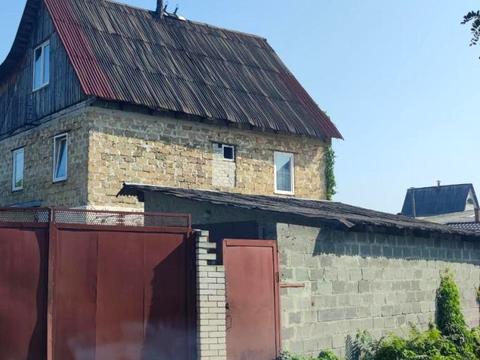 будинок за адресою Центральна вул.
