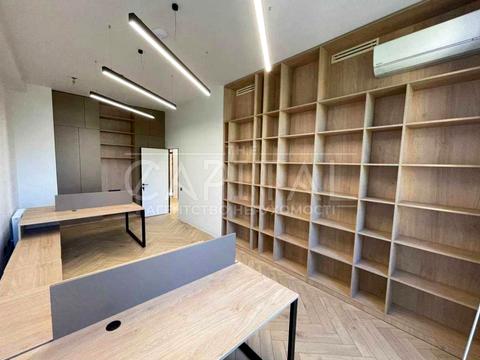 коммерческая по адресу Антоновича ул. (Горького), 44