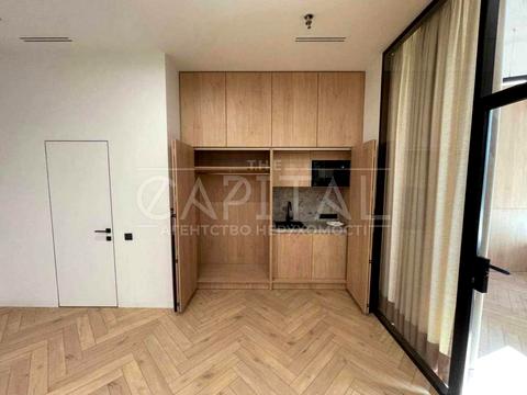 коммерческая по адресу Антоновича ул. (Горького), 44