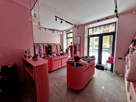комерційна за адресою Цитадельна вул., 7/10