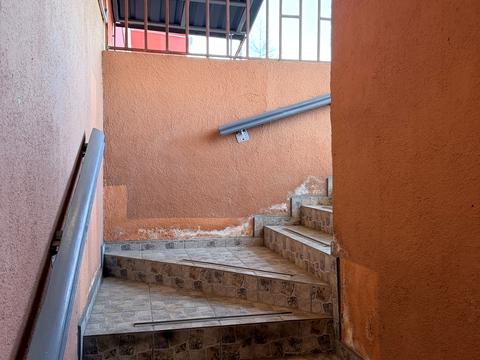 комерційна за адресою Сергія Москаленка вул. (Красовського), 53