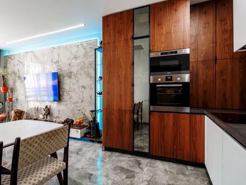 квартира за адресою Дніпровська набережна вул., 18-А