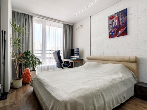 квартира за адресою Дніпровська набережна вул., 18-А