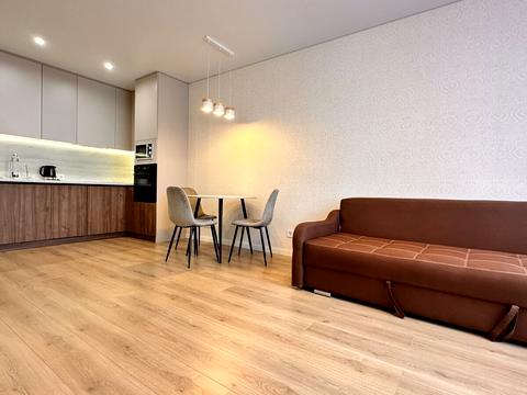 квартира за адресою Віктора Некрасова вул. (Північно-Сирецька), 10