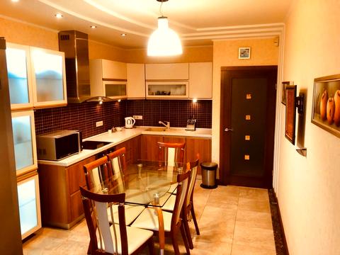 квартира за адресою Анни Ахматової вул., 35