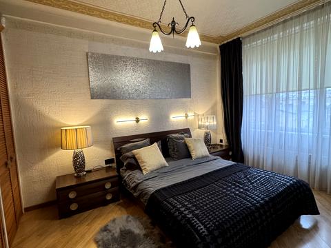 квартира за адресою Тараса Шевченка бульв., 2