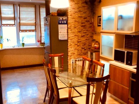 квартира за адресою Анни Ахматової вул., 35