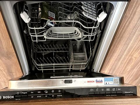 квартира за адресою Віктора Некрасова вул. (Північно-Сирецька), 10