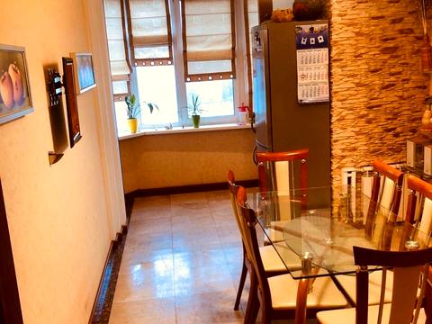 квартира за адресою Анни Ахматової вул., 35