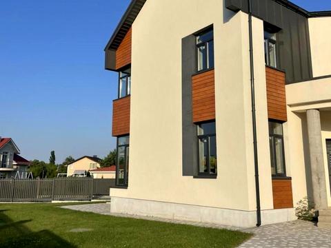 будинок за адресою зоряна