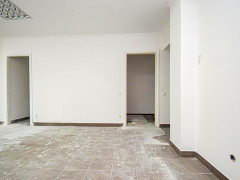 комерційна за адресою Чернівецька вул., 53