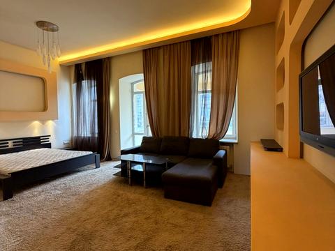 квартира за адресою Базарна вул., 33