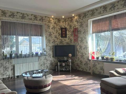 будинок за адресою Молодіжна