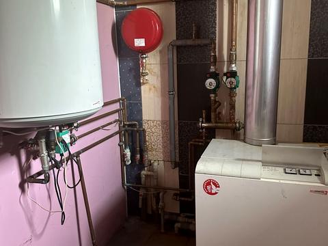 будинок за адресою Молодіжна