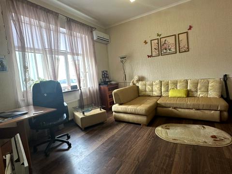 будинок за адресою Молодіжна