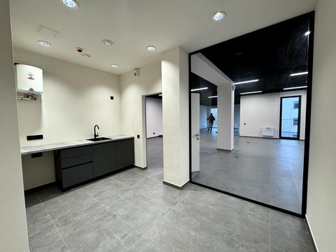 комерційна за адресою Замарстинівська вул. (Калініна), 40