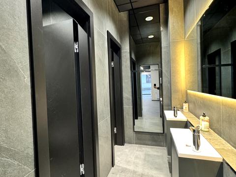 комерційна за адресою Замарстинівська вул. (Калініна), 40