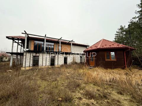 комерційна за адресою Придорожна вул., 11В