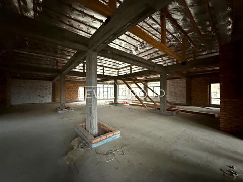 комерційна за адресою Придорожна вул., 11В