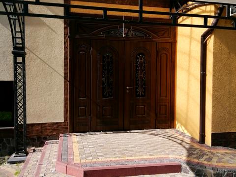 комерційна за адресою Івана Котляревського вул., 64