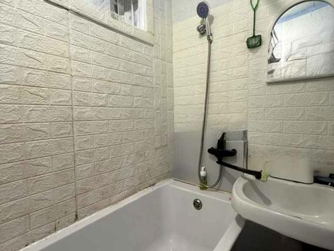 квартира за адресою Космічний пров., 5