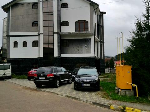 комерційна за адресою Тараса Шевченка вул., 42