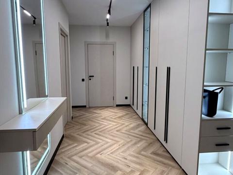 квартира за адресою Подільська вул., 10/4