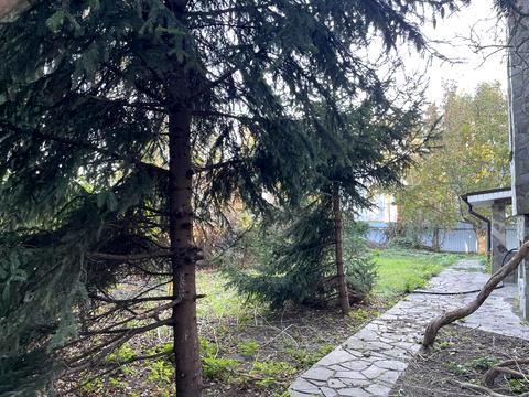 будинок за адресою теплична ву.