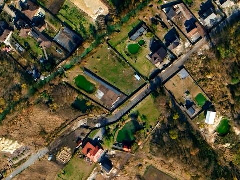 участок по адресу Вишеньківська