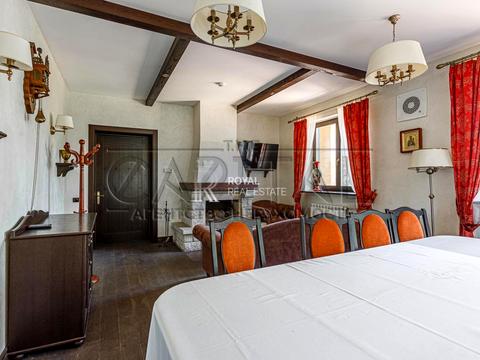 комерційна за адресою Дніпровське шосе, 1