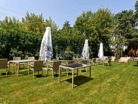 комерційна за адресою Дніпровське шосе, 1