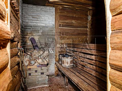 комерційна за адресою Дніпровське шосе, 1