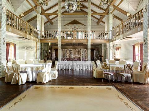 комерційна за адресою Дніпровське шосе, 1