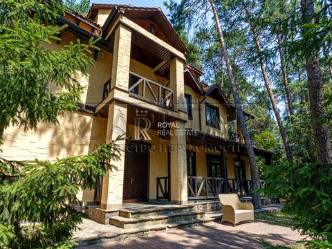 комерційна за адресою Дніпровське шосе, 1