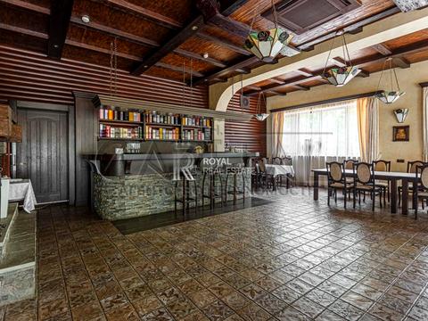 комерційна за адресою Дніпровське шосе, 1