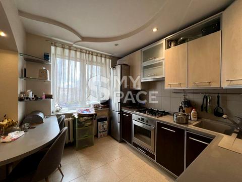 квартира за адресою Київ, Авіаконструктора Антонова вул., 7