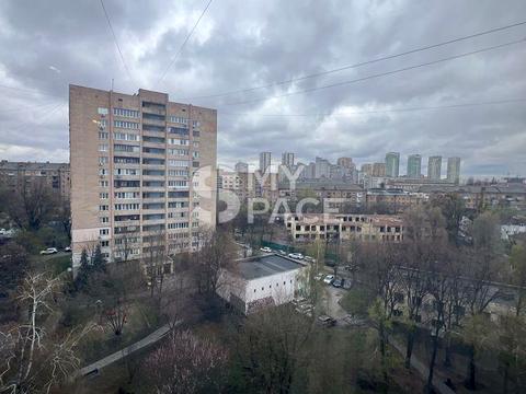 квартира за адресою Київ, Авіаконструктора Антонова вул., 7