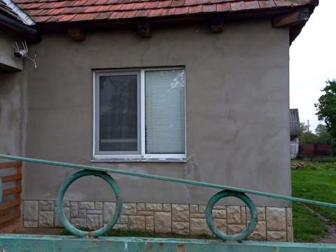 дом по адресу Центральна