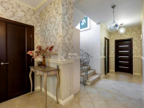 будинок за адресою Дачна вул.