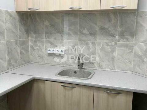 комерційна за адресою Архітектора Городецького вул., 17/1