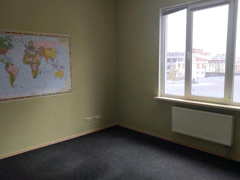 комерційна за адресою Охтирський пров., 3