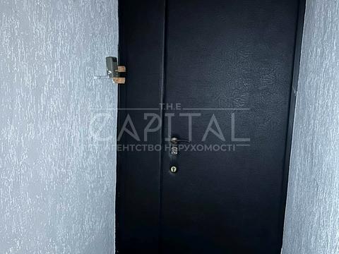 комерційна за адресою Волинська вул., 6