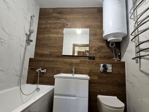 квартира за адресою Академіка Заболотного вул., 15-Г