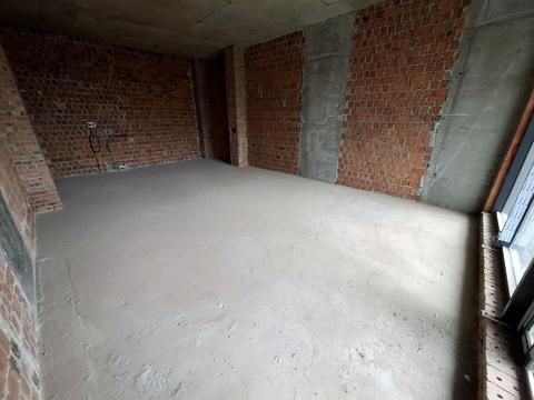 комерційна за адресою Карла Мікльоша вул., 20-Б