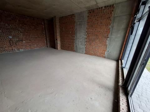 комерційна за адресою Карла Мікльоша вул., 20-Б