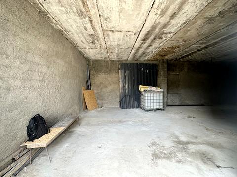 паркомісце за адресою Ямська вул., 32