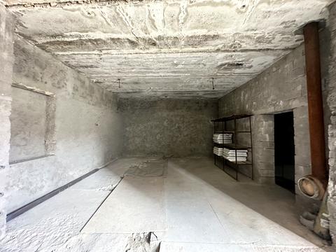 паркомісце за адресою Ямська вул., 32