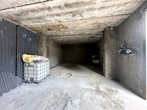 паркомісце за адресою Ямська вул., 32